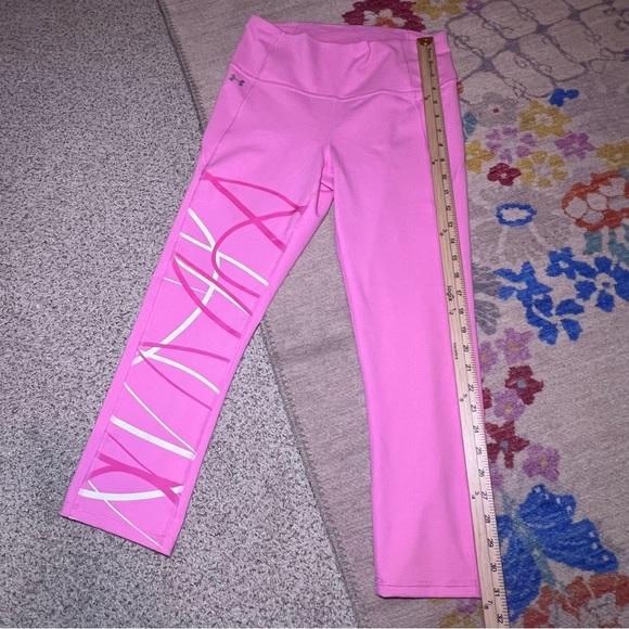 Under Armour Women’s Heatgear REFLECT HI-RISE CROP PINK SZ Medium NWOT - Picture 4 of 9